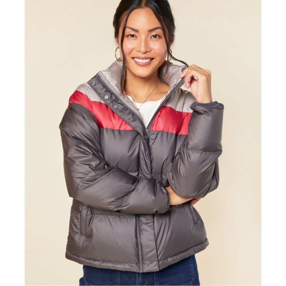 Outerknown Chromatic Down Puffer Jacket Dove Grey Rainbow Women’s Medium